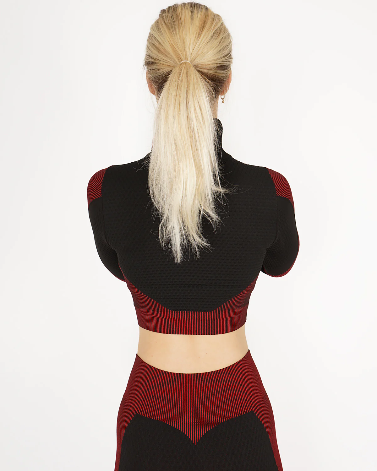 Embrace Seamless Long Sleeve - Image 12