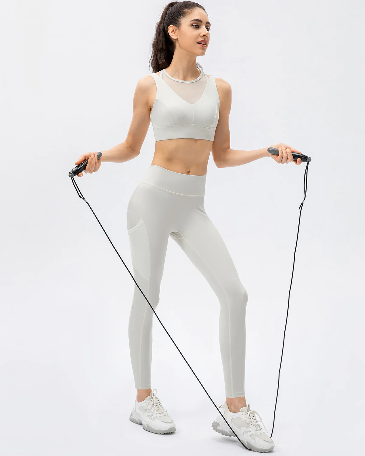 Iris Seamless Pocket Leggings - White - Image 4