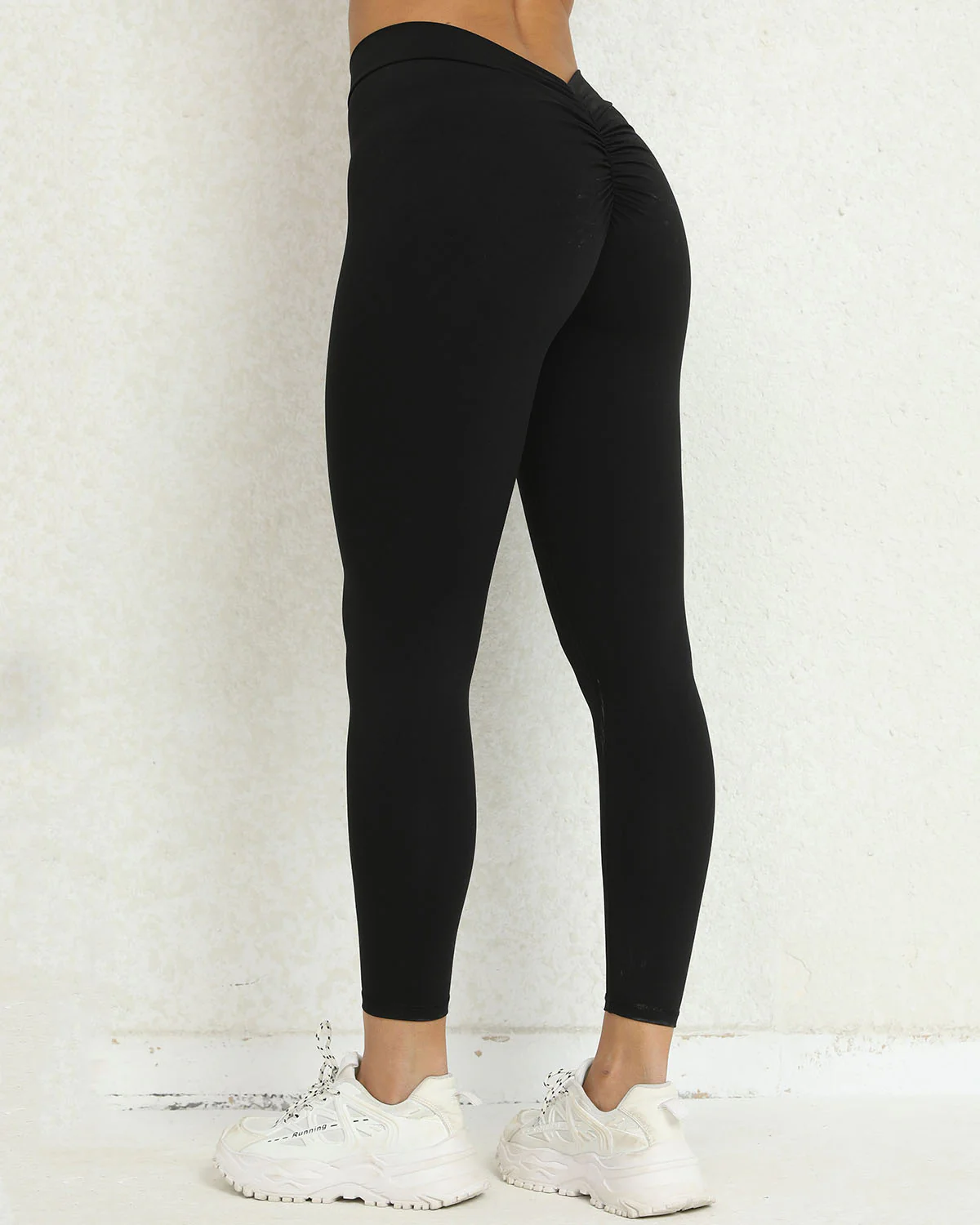 Lucia Scrunch Leggings - Black - Image 5
