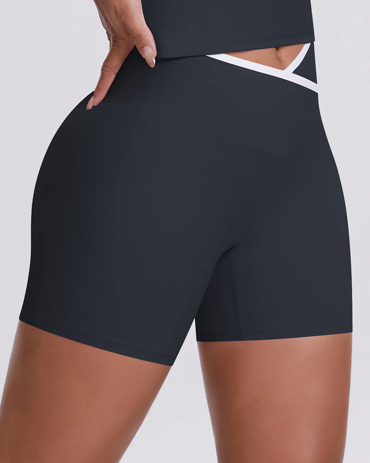 Niam Seamless Shorts - Black