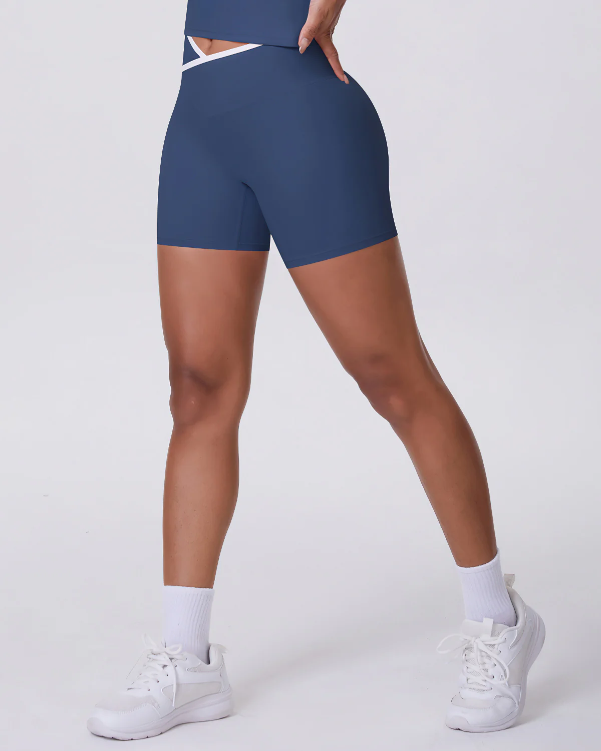 Niam Seamless Shorts - Navy - Image 4