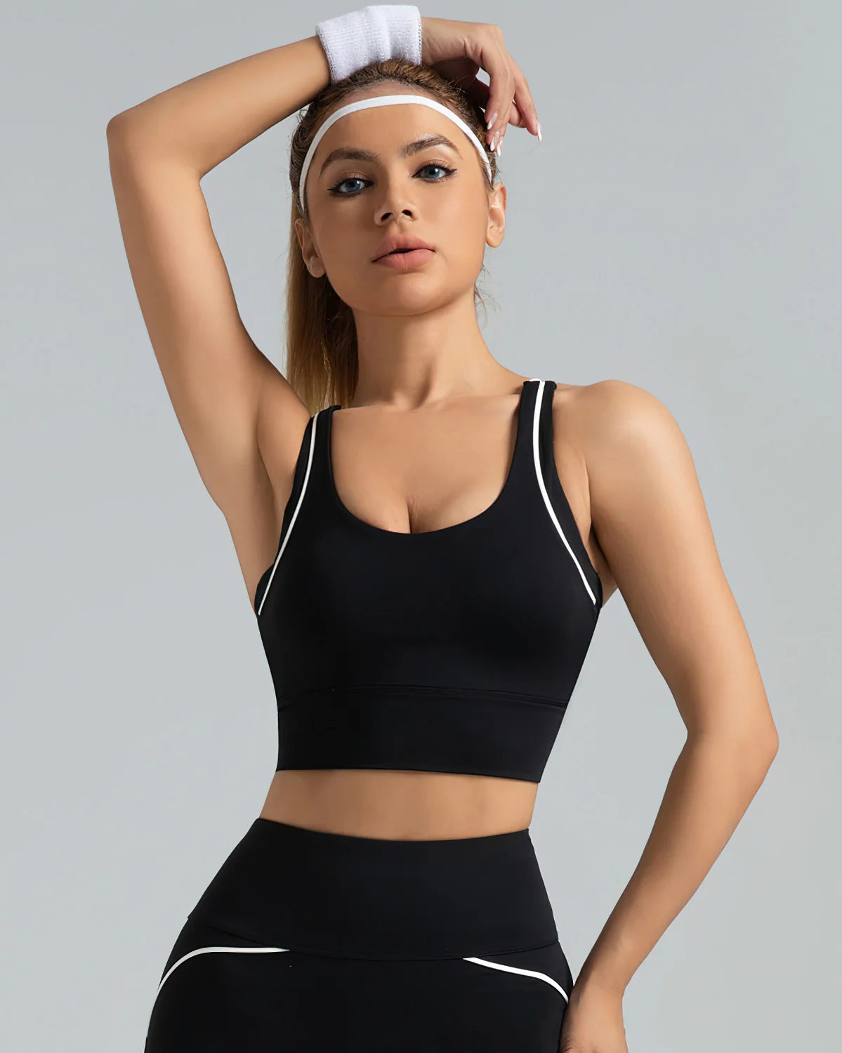 Primrose Sports Bra - Black - Image 2