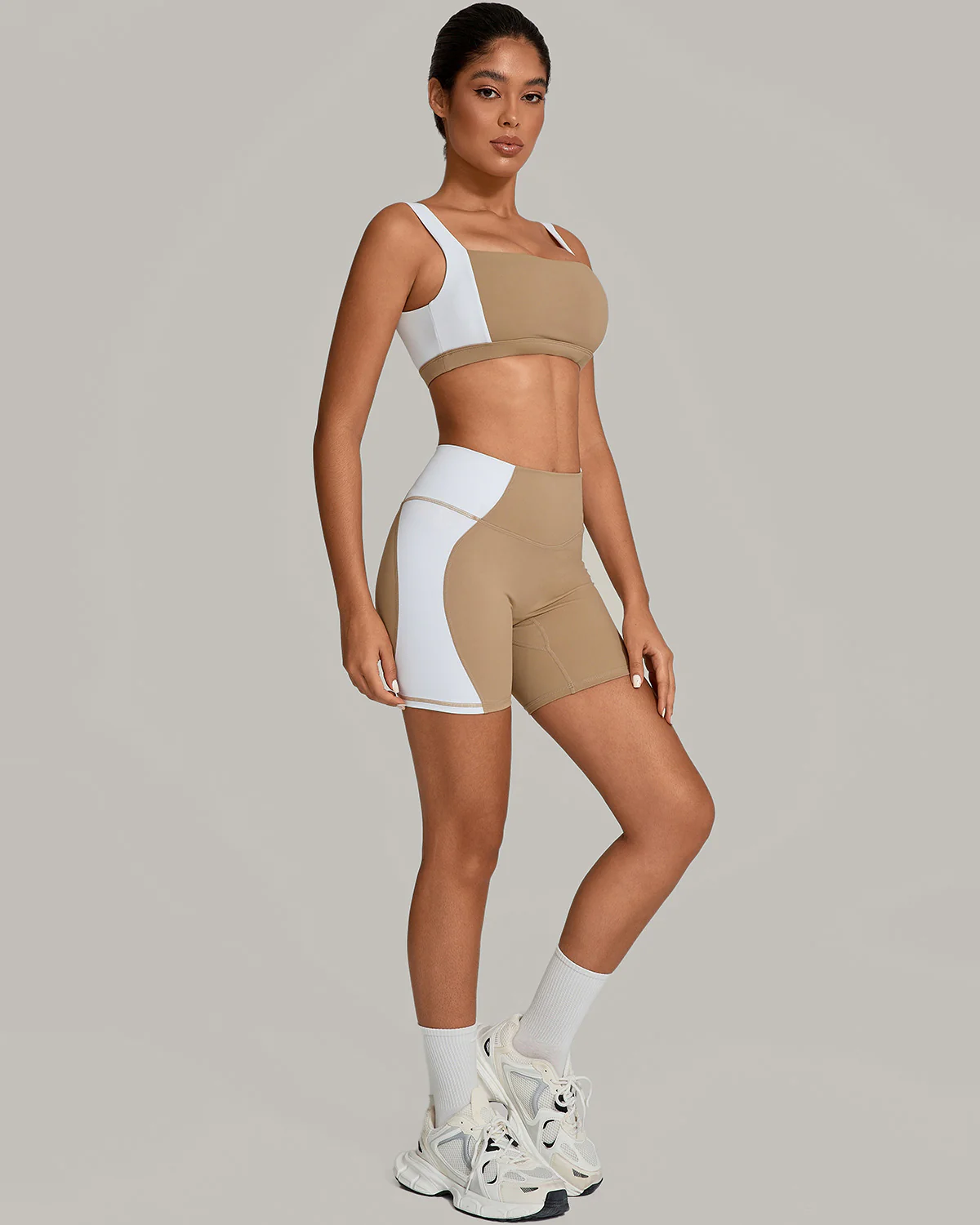 Xanthia Sports Bra - Khaki - Image 8