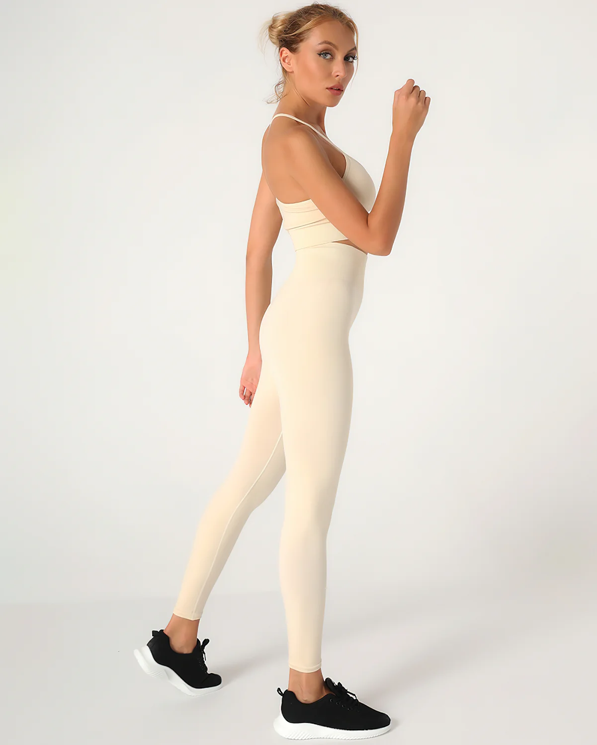 Yesley Performance Bra - Image 7