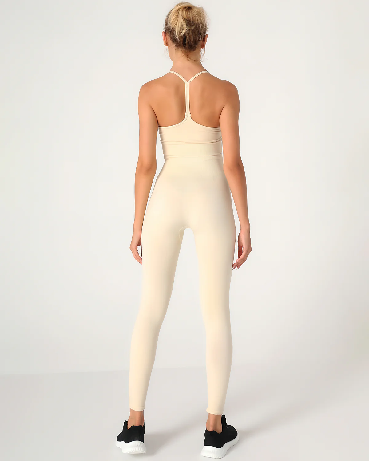 Yesley Performance Bra - Image 8